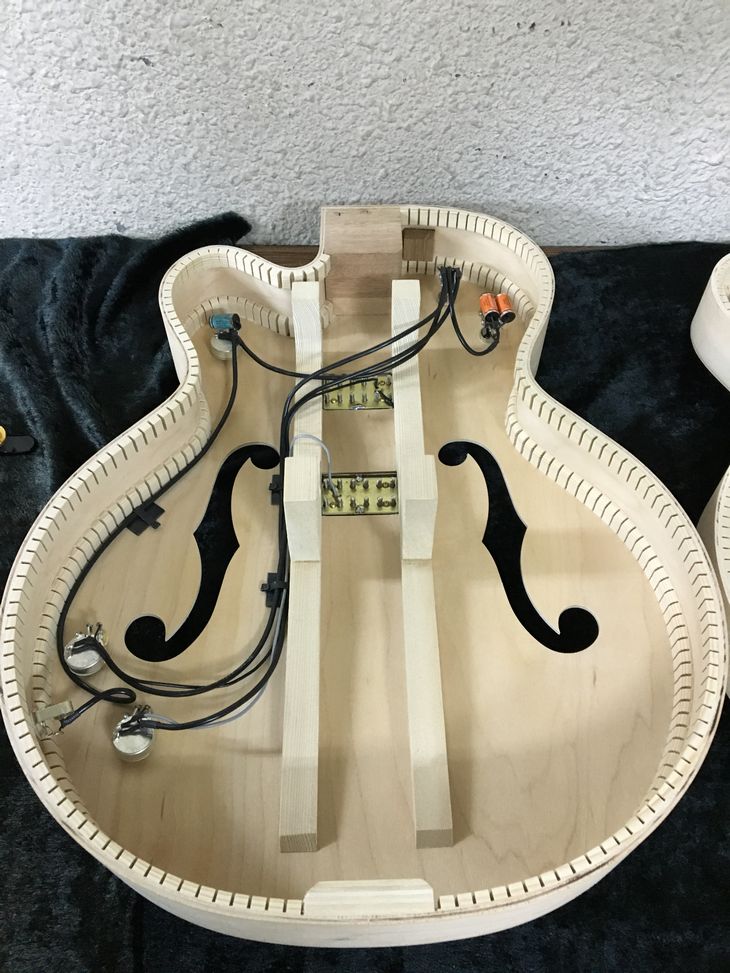 148515 B