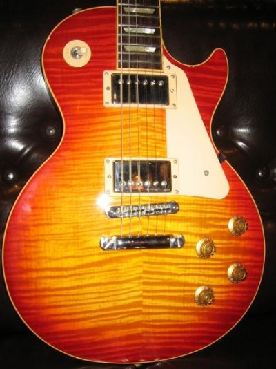 235048 B