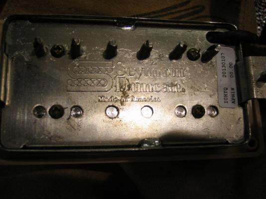 224205 B