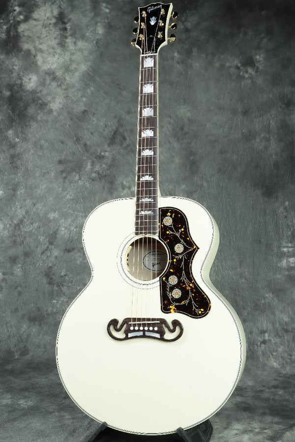 SJ-200 Standard Classic White ギブソン伝統のクラシックホワイトカラーを採用したSJ-200！ イシバシWEBSHOP限定特典付き！