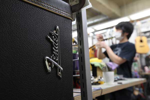 中古楽器には安心の保証でアフターケアも充実