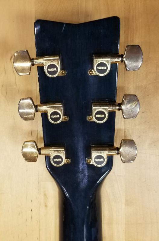 260956 B