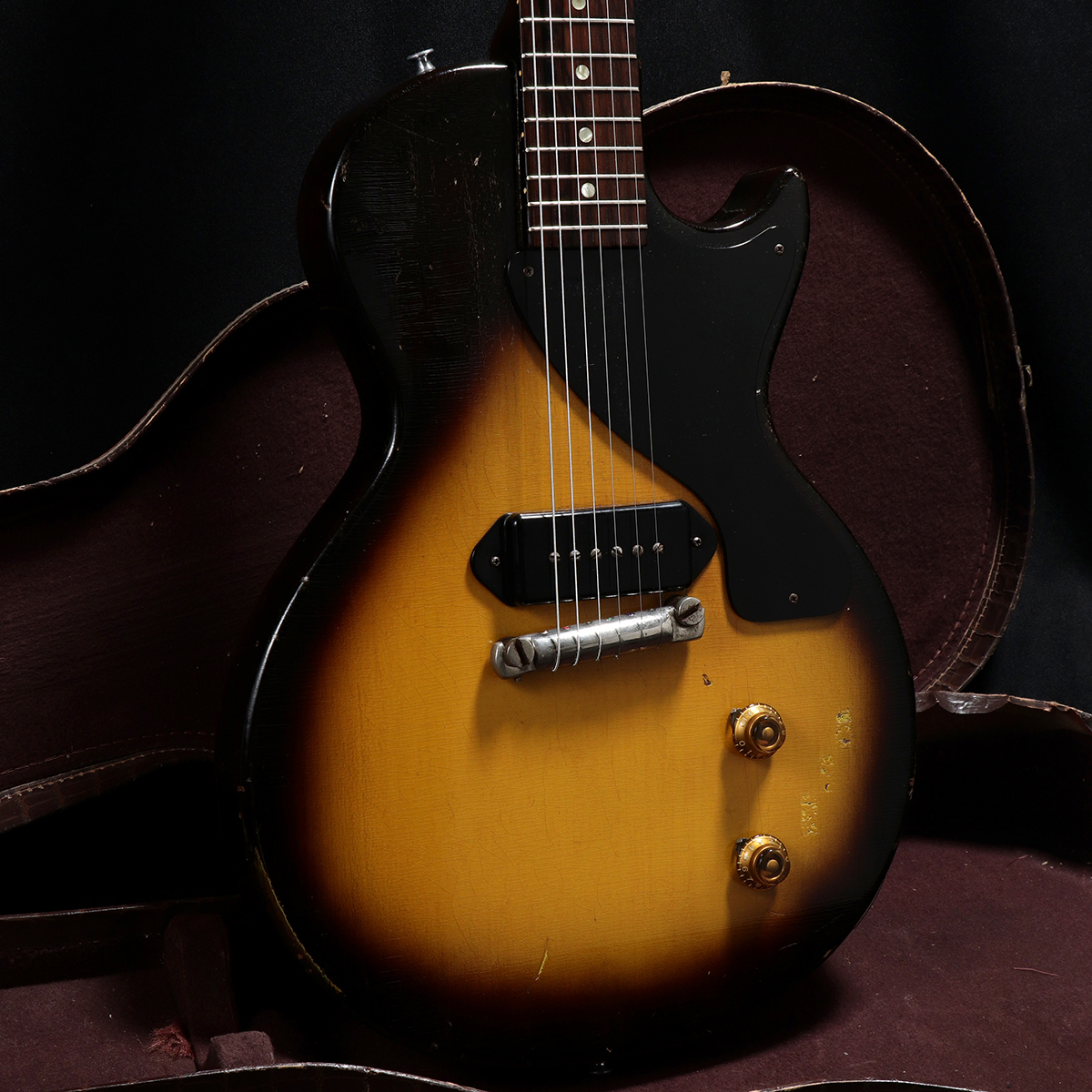 【渋谷店VINTAGEブログ＃53】GIBSON / 1956年製 Les Paul Junior Sunburst