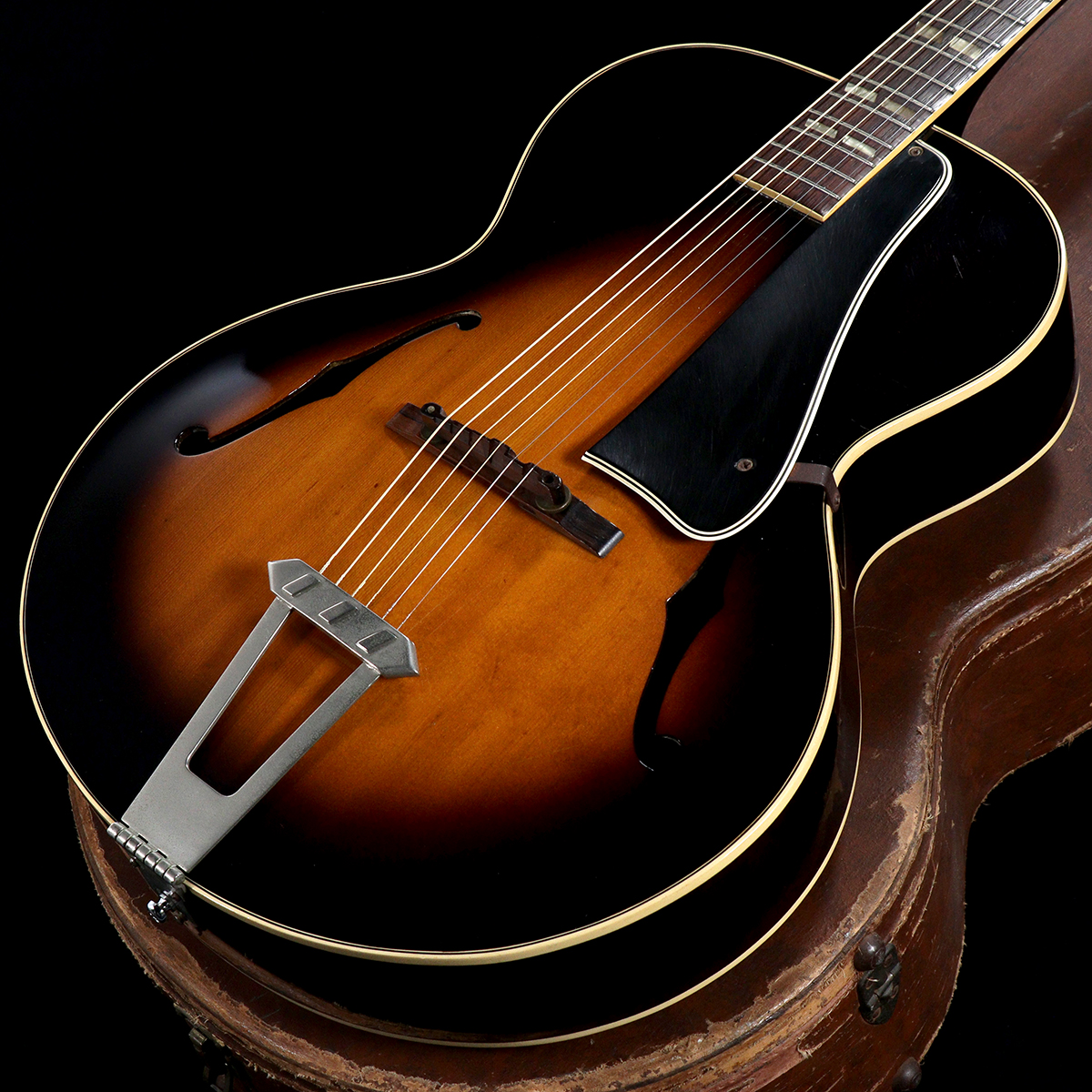 【渋谷店VINTAGEブログ#80】Gibson / 1953年製 L-4