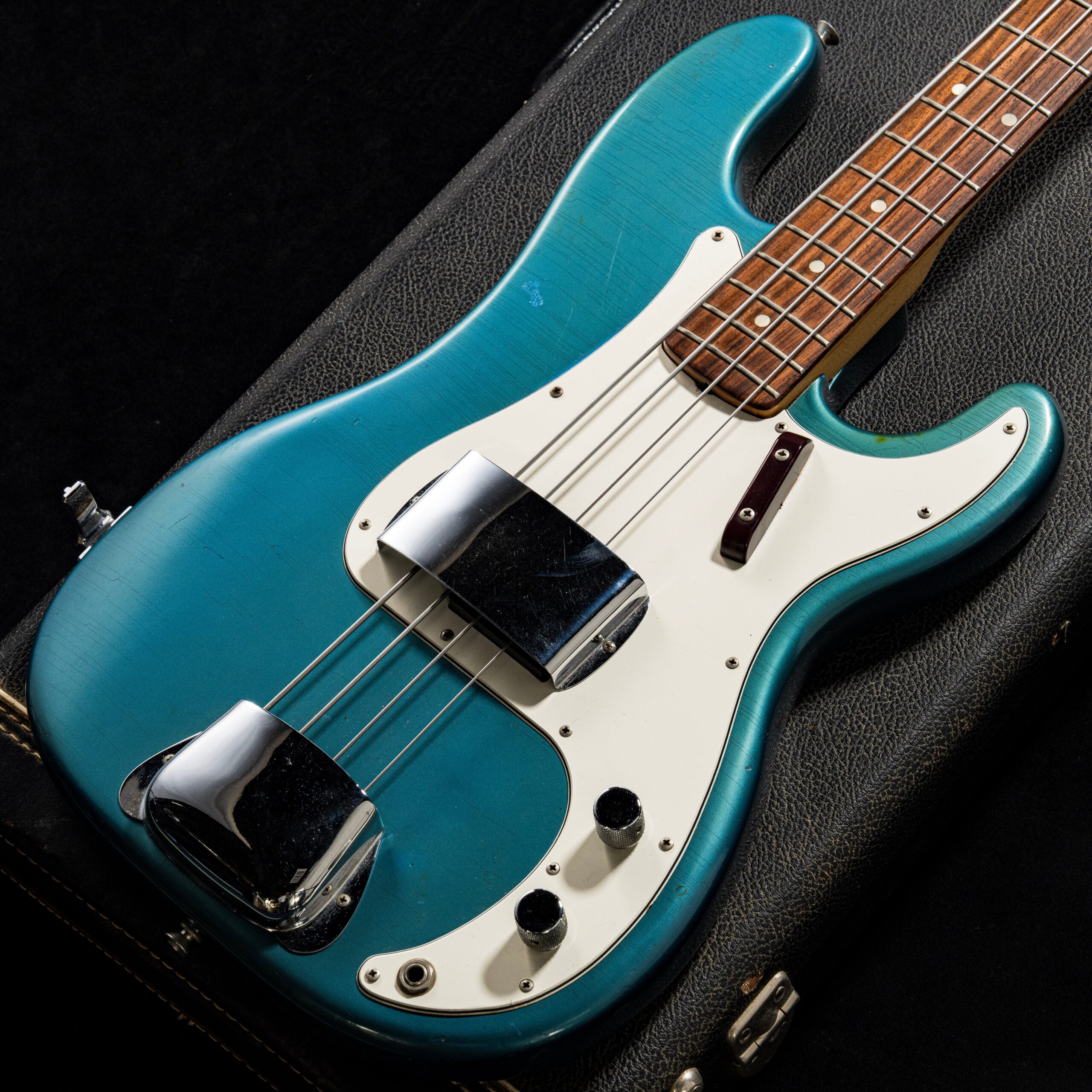 【渋谷店VINTAGEブログ#91】Fender / 1972年製 Precision Bass Lake Placid Blue