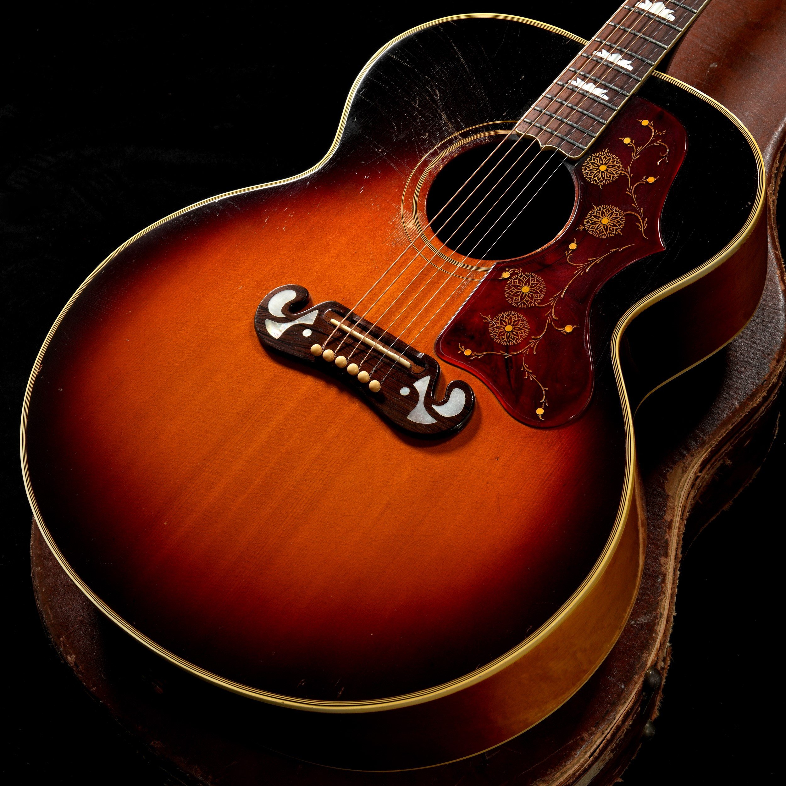 【渋谷店VINTAGEブログ#103】GIBSON / 1962年製 J-200 Sunburst